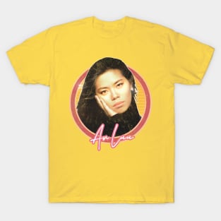 Thuy An Luu / 80s Retro Fan Art Design T-Shirt